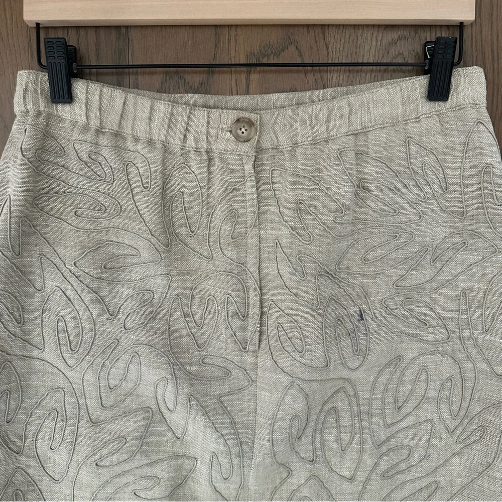 Vintage Carmen Marc Valvo Embroidered Neutral Linen Pencil Skirt in Tan Size 8